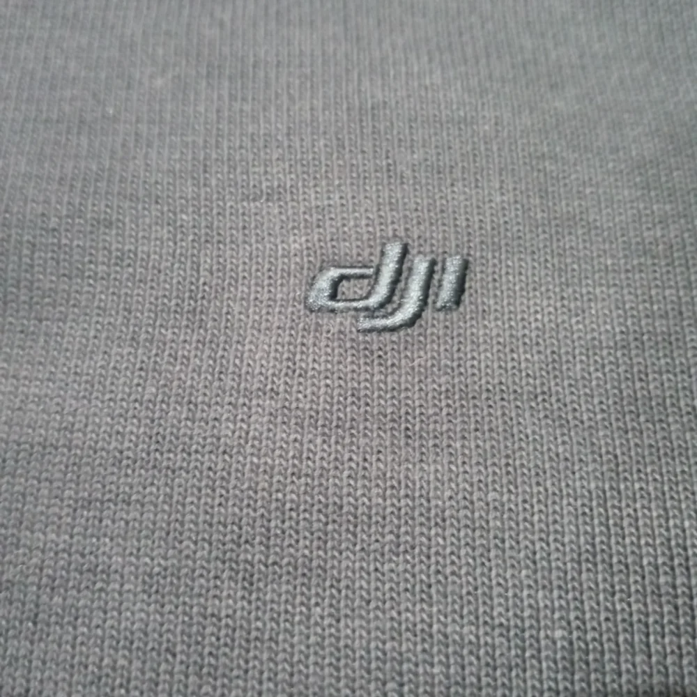 DJI. CARDIGAN SWEATER - Picture 3 of 4